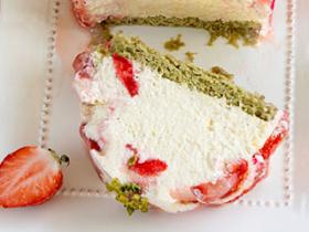 strawberry_roll_1